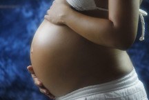 Mulher engravida pela 4ª vez após falhas no DIU e laqueadura