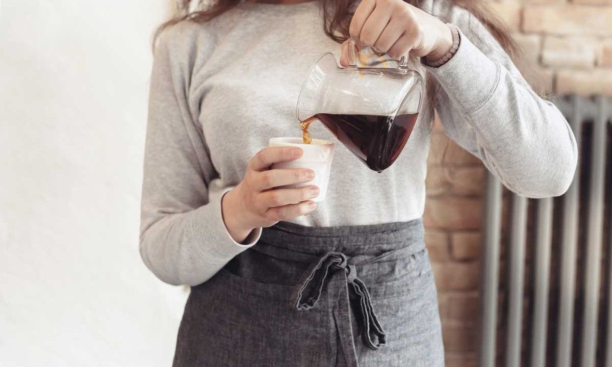 Intitulado 'Efeito antiproliferativo da cafeína sobre uma linhagem de câncer de mama triplo-negativo', trabalho é do Programa de Pós-graduação em Ciências Biomédicas da Universidade Federal da Fronteira Sul -  (crédito: master1305/Divulgação)