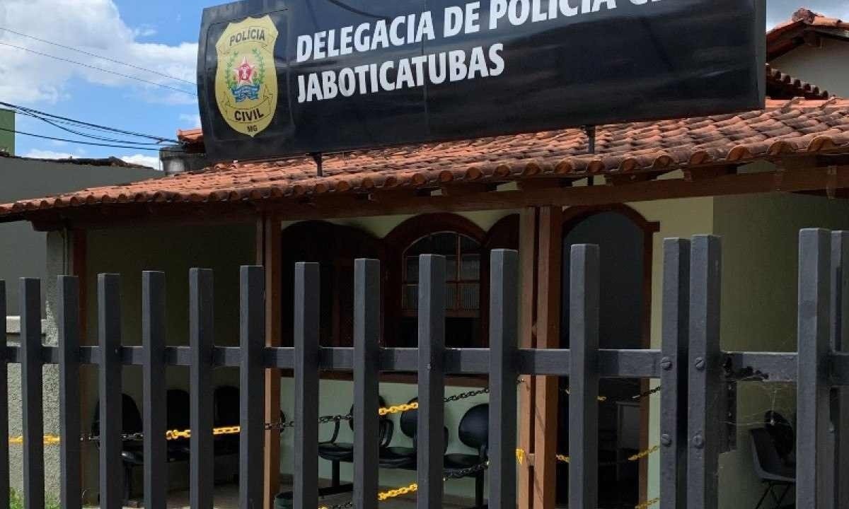 Homem foi indiciado por assassinato durante festa em Jaboticatubas, na Grande BH -  (crédito: PCMG/Divulgação)