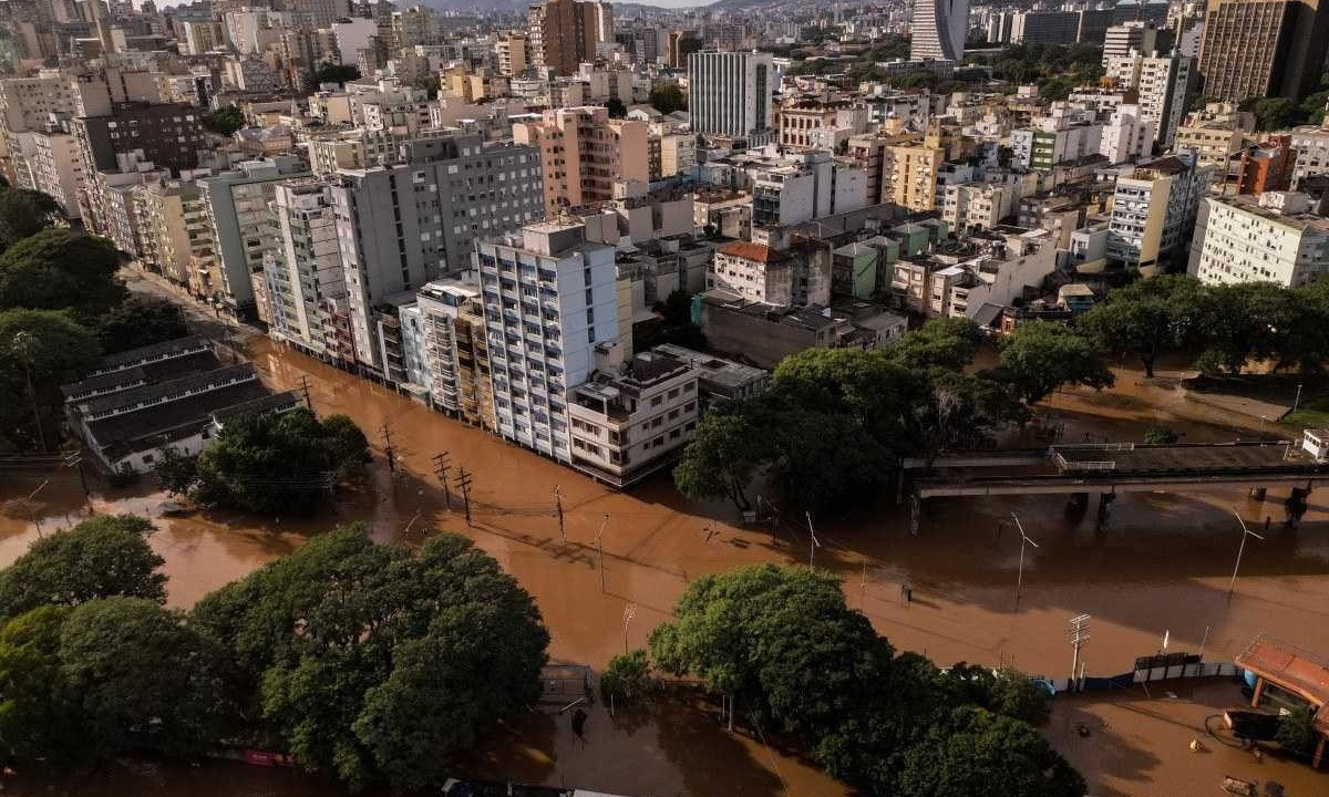 Nível do Guaíba diminui, mas novas chuvas são esperadas para o estado nos próximos dias  -  (crédito: Nelson ALMEIDA/AFP)