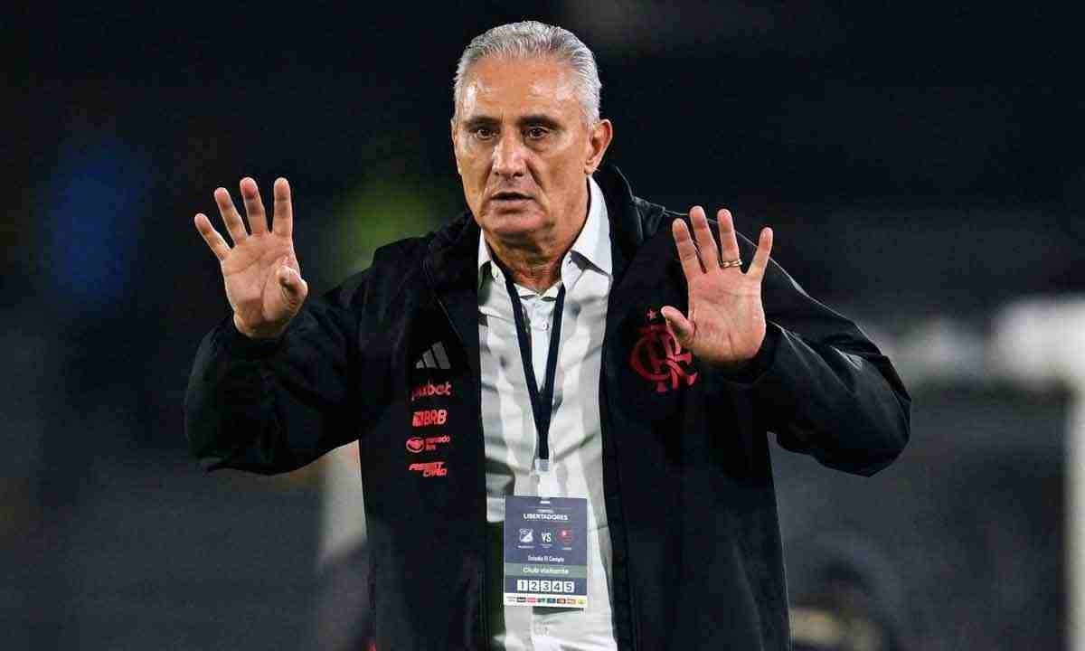 Após a derrota do Flamengo por 1 a 0 para o Palestino, pela Libertadores, Tite tentou explicar o mau resultado, mas não convenceu a torcida -  (crédito: RAUL ARBOLEDA / AFP - 2/4/24)