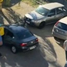 Vídeo: saidinha de banco termina em tiroteio e perseguição na Pampulha - Redes Sociais