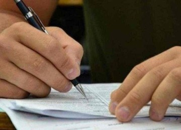 Após CNU, governo adia mais concursos por causa das enchentes no RS -  (crédito: Reprodução/Agência Brasil)