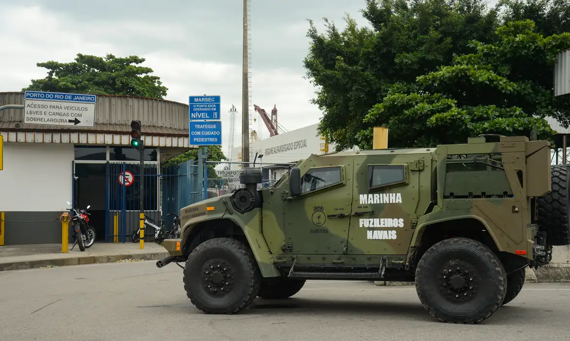 Defesa prorroga GLO em portos e aeroportos do Rio e de São Paulo -  (crédito: EBC)