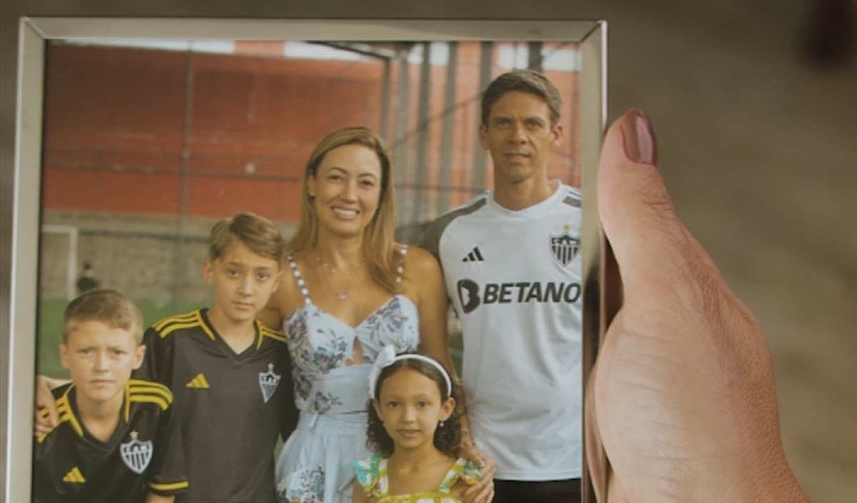 Fernanda Zanine com o marido, Dr Nilson e os filhos