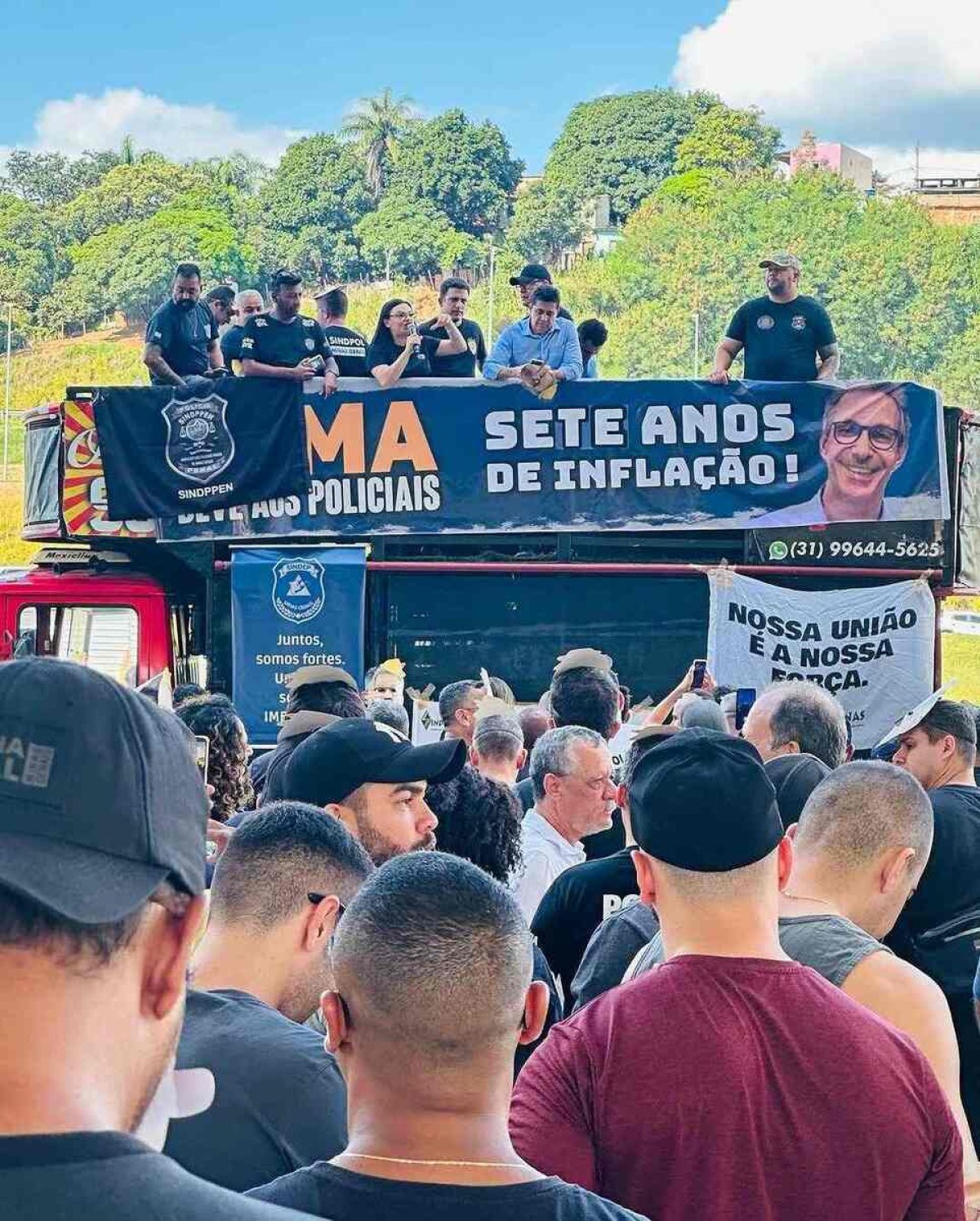 Na Assembleia, servidores da segurança mantêm longo embate com Zema