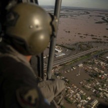 Enchente no RS: nível do Guaíba cai 10 cm em 24 horas - Carlos FABAL / AFP