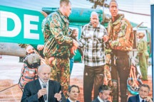 Lula diz que brasileiros mereceriam Nobel, apesar de 'uma minoria perversa'
