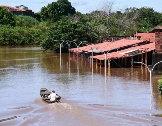 Em casos de alagamentos, a população deve procurar um lugar seguro e acionar o serviço de emergência pelo 193 -  (crédito: Reprodução/X/Governo do Maranhão)