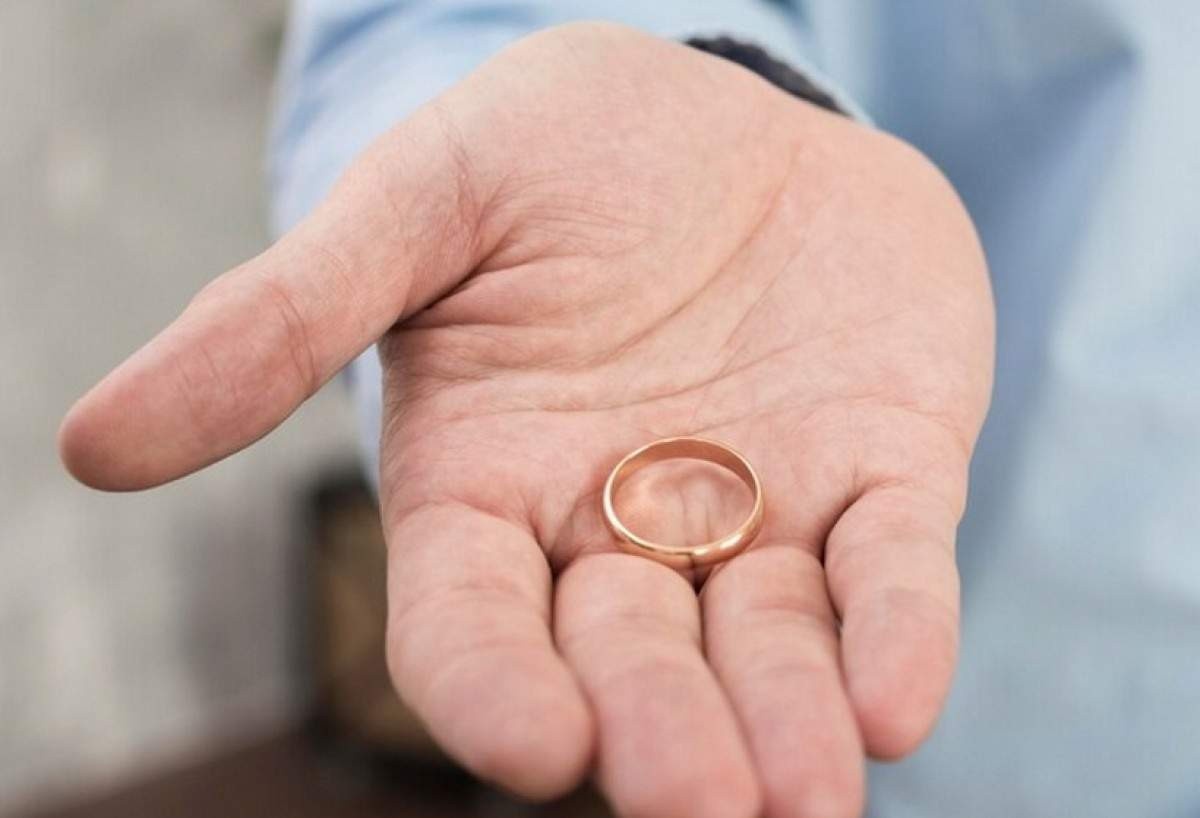 Mulheres têm preferência por homens casados, diz pesquisa