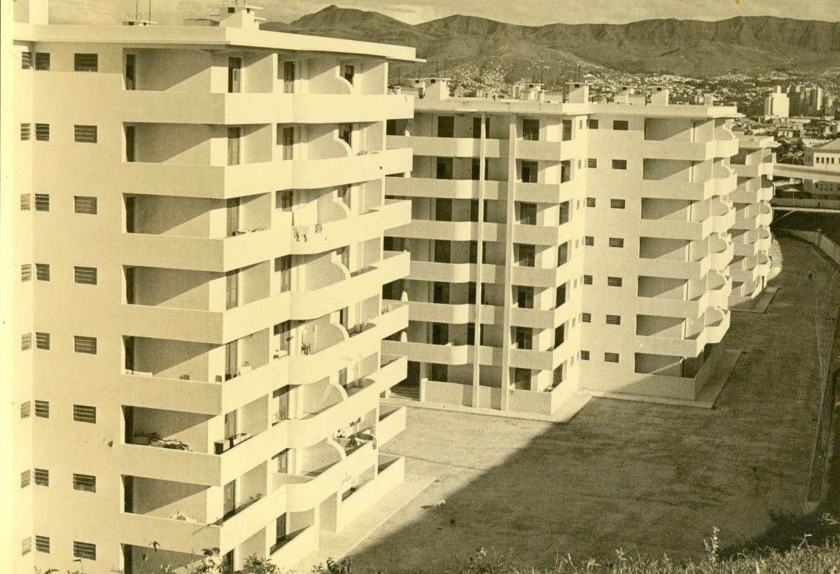 Foto sem data mostra os aspectos arquitetônicos do conjunto IAPI-José Goes/Arquivo EM