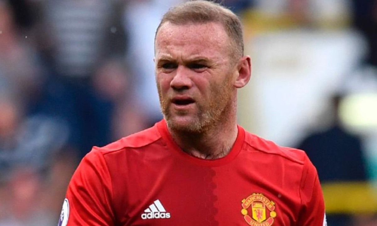 Rooney acusa jogadores do Manchester United de fingir lesão: ‘Poderiam jogar’ -  (crédito: No Ataque Internacional)