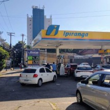Preço médio do litro da gasolina aumenta R$ 0,39 em um mês na Grande BH - Edésio Ferreira/EM/D.A.Press