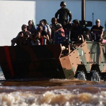 15 dias de enchentes no Rio Grande do Sul: as imagens da tragédia sem precedentes no Estado -  ISAAC FONTANA/EPA-EFE/REX/Shutterstock 