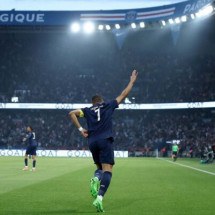 Mbappé marca, mas campeão PSG perde em casa na Ligue 1; Lorient e Clermont são rebaixados - No Ataque Internacional