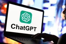 Nova versão do Chat-GPT consegue ensinar matemática e 'flertar' em conversa