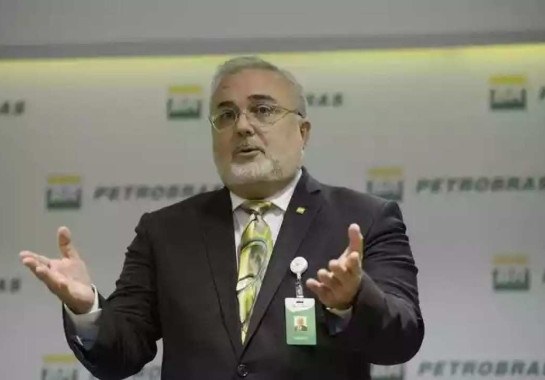 Lula demite o presidente da Petrobras