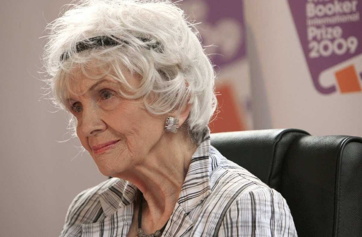 Morre Alice Munro, Nobel de Literatura que foi mestra do conto, aos 92 anos