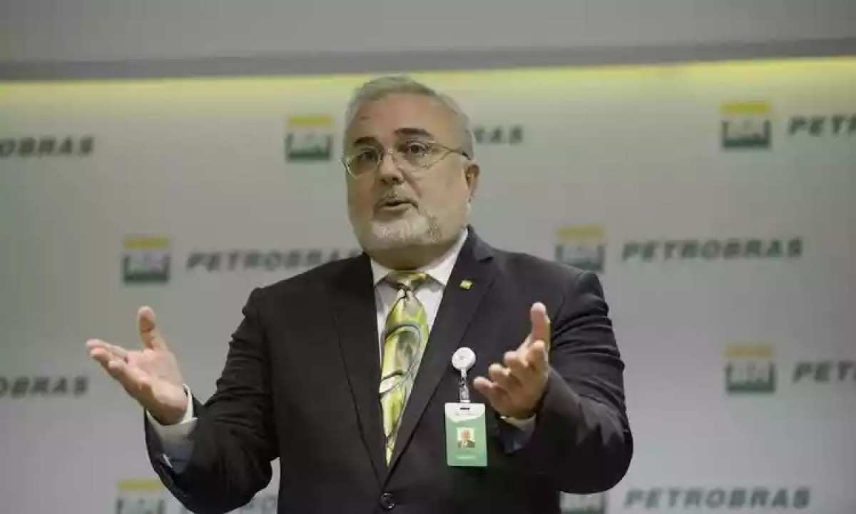 Lula demite o presidente da Petrobras
