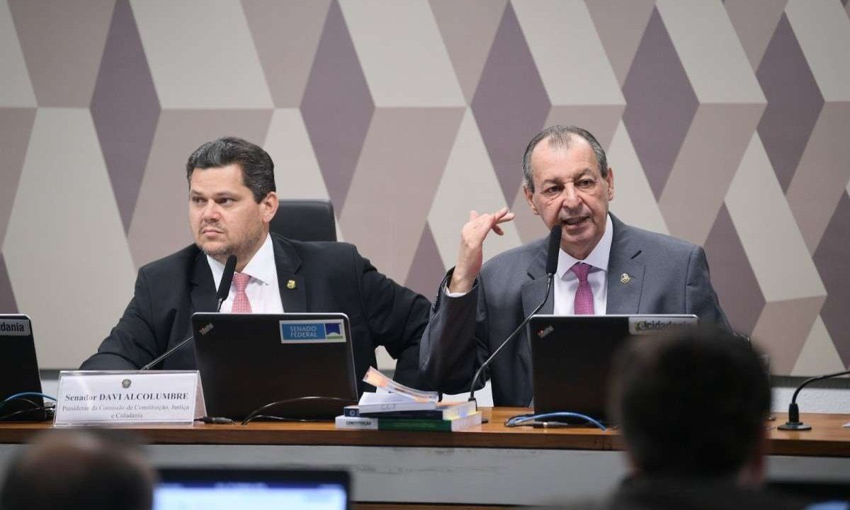 O senador Omar Aziz criticou a ministra do Meio Ambiente, Marina Silva, afirmando que ela está mais preocupada em fazer política para o exterior -  (crédito: Pedro França/Agência Senado)