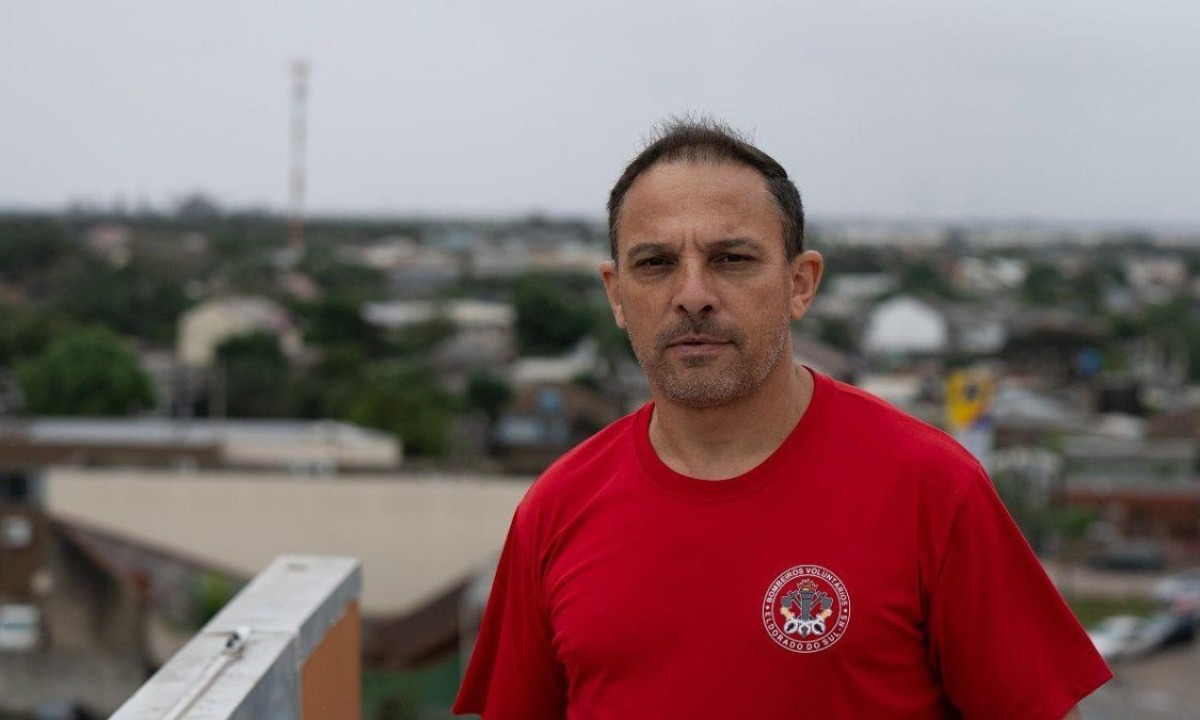 Quartel de bombeiros também ficou alagado em Eldorado do Sul  -  (crédito: Fernando Otto/BBC)