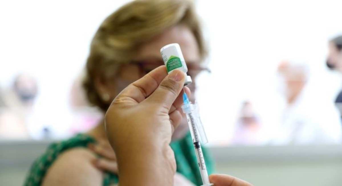 Vacinação contra gripe: 434 mil pessoas já se imunizaram em BH
