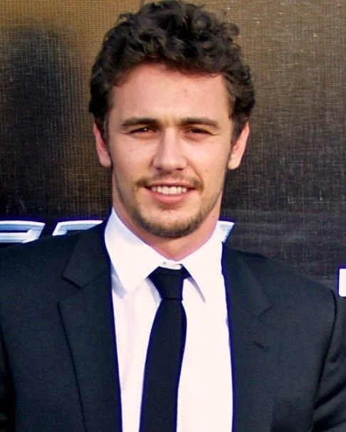 Vício em sexo e boicote: relembre a carreira do ator James Franco - wikimedia commons 
David Shankbone