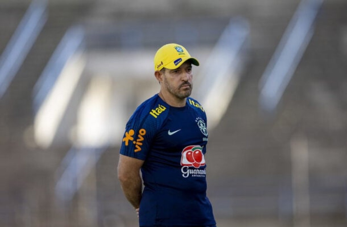 Ramon Menezes convoca Seleção Sub-20 para Data-Fifa de junho