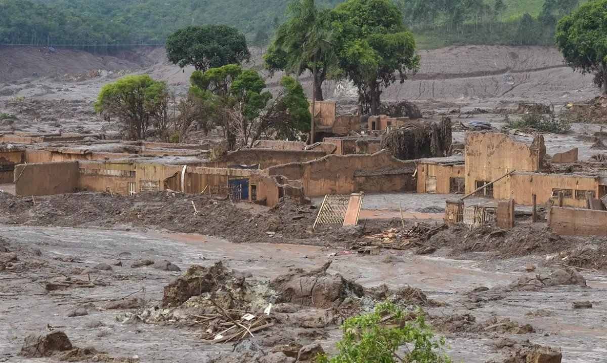 Mariana, em Minas, sofreu com a maior tragédia ambiental da história após rompimento de barragem