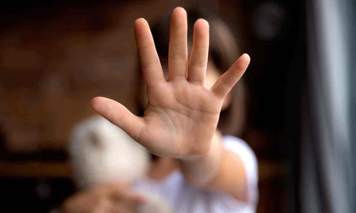 Precisamos romper o silêncio sobre o abuso e a exploração sexual infantil