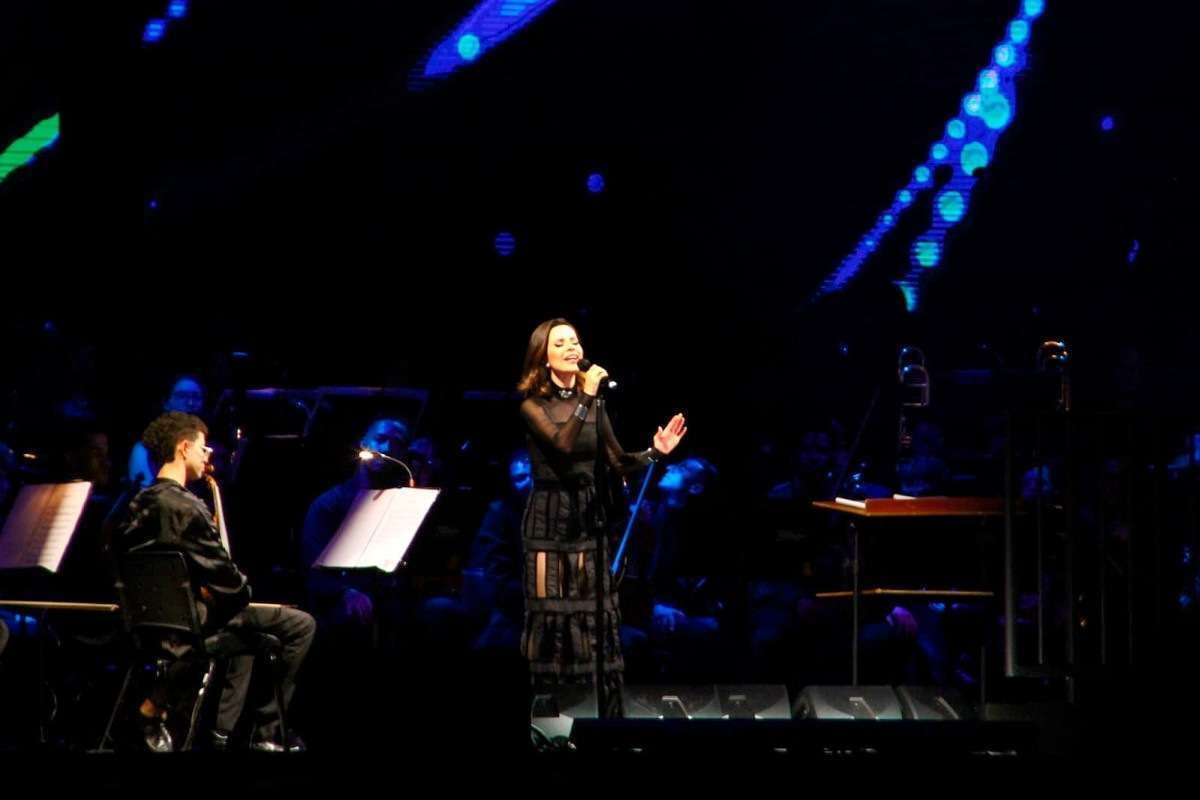 Sandy canta no Mineirão