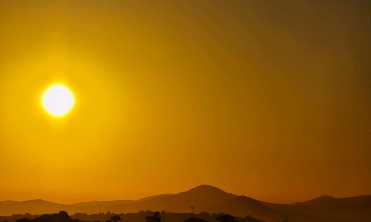 Domingo será de céu claro em Belo Horizonte, com umidade relativa do ar baixa na parte da tarde -  (crédito: Leandro Couri/EM/D.A.Press)