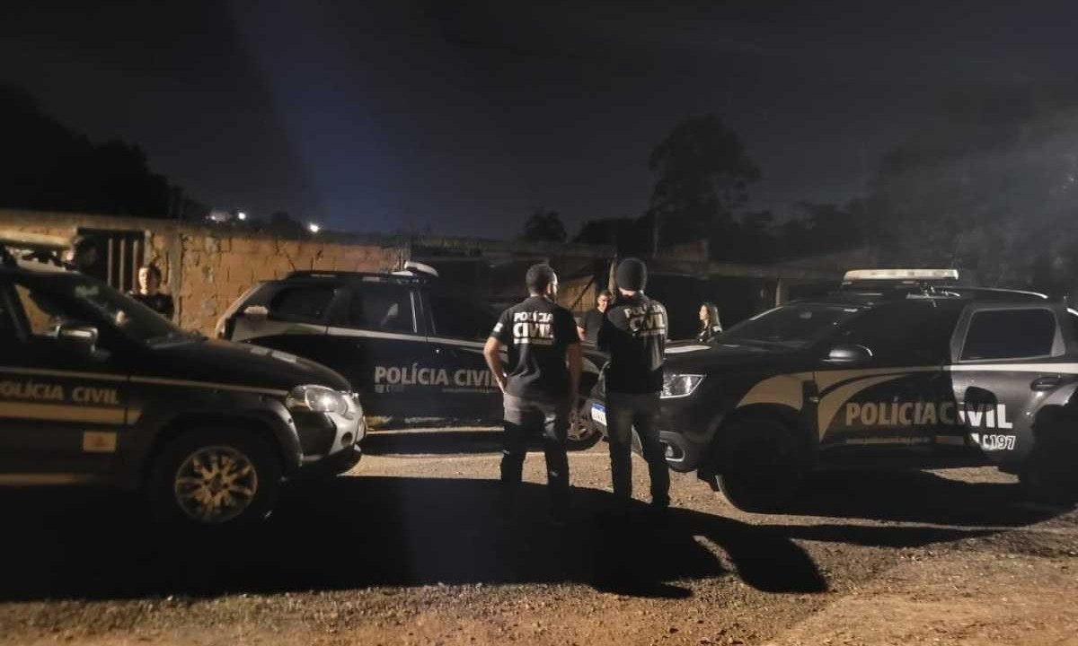 Homem de 47 anos foi preso em Juatuba, na Região Metropolitana de Belo Horizonte, apontado como o responsável pelo assassinato da ex-mulher, de 44 -  (crédito: PCMG)