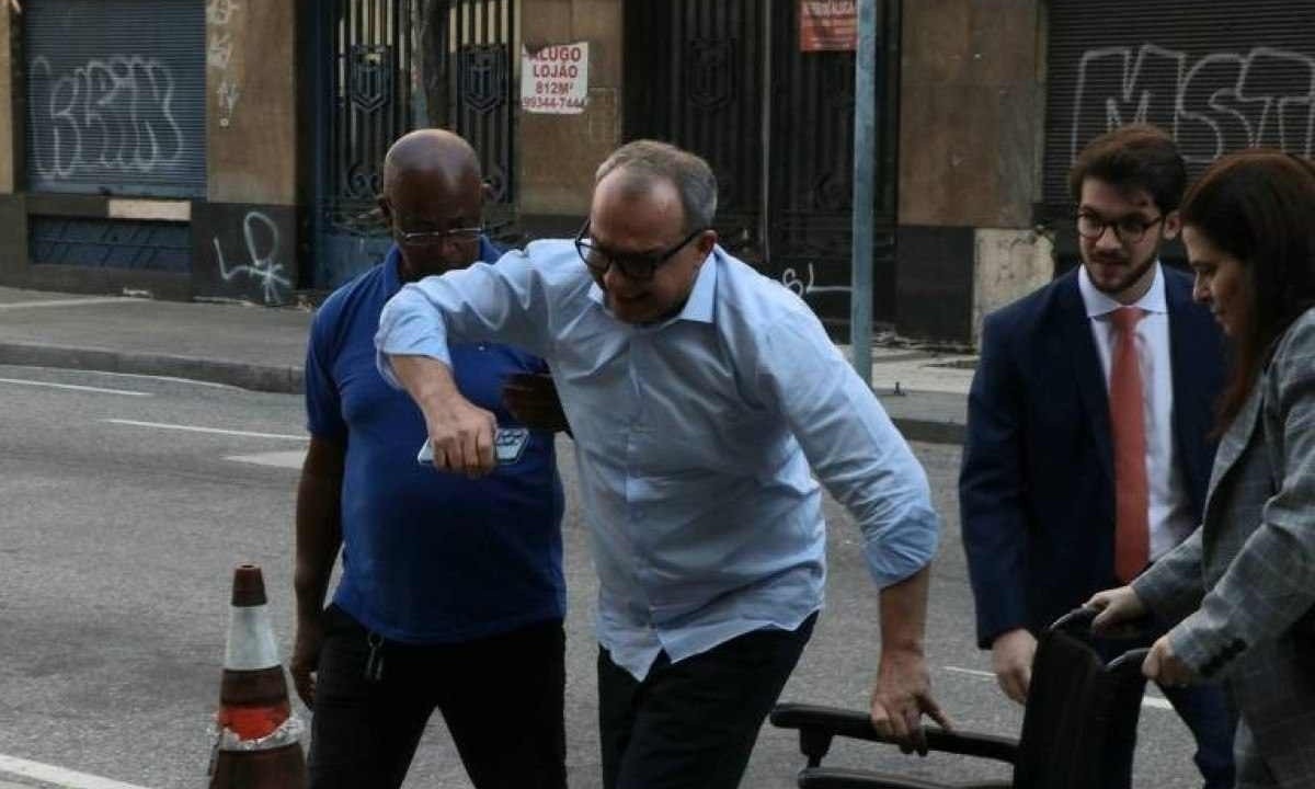 Sergio Cabral foi ouvido pela primeira vez -  (crédito: REDES SOCIAIS/REPRODUÇÃO)