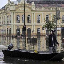 Hospital mineiro promete dobrar doações às vítimas no RS -  NELSON ALMEIDA/AFP