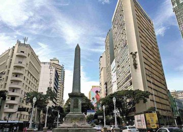 Vista da Praça Sete, alvo do Projeto de Lei: vereadores afirmam que a proposta busca 'incluir novas possibilidades de promover e desenvolver atividades econômicas modernas' -  (crédito: Leandro Couri/EM/D.A Press – 1º/4/24)