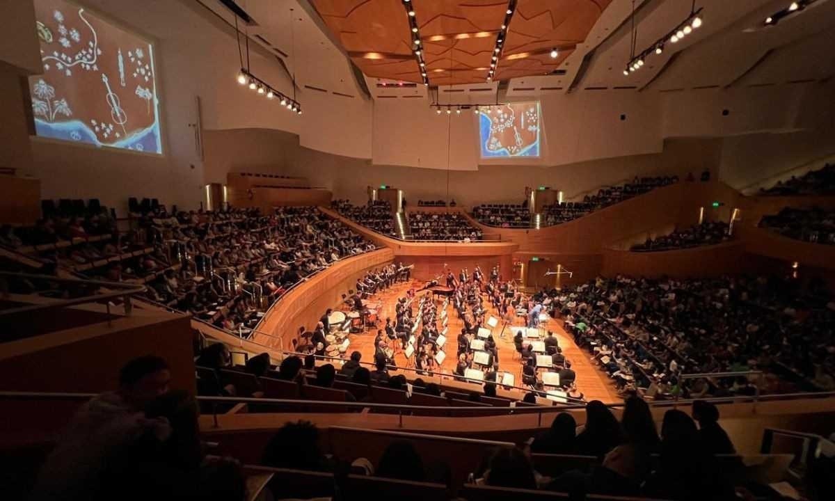 Alunos de escolas públicas da Grande BH assistem concerto da Orquestra Filarmônica na Sala Minas Gerais
 -  (crédito: Edésio Ferreira/EM/DA Press)