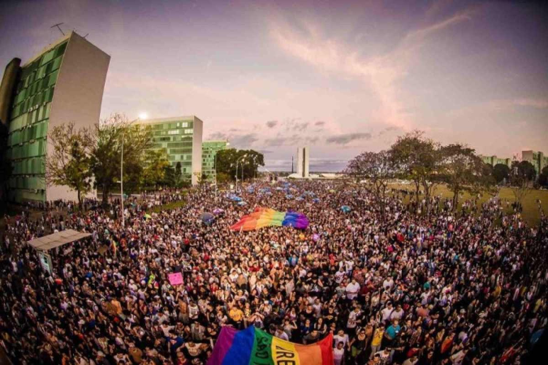 Senado aprova PL de proteção à população LGBT+ encarcerada