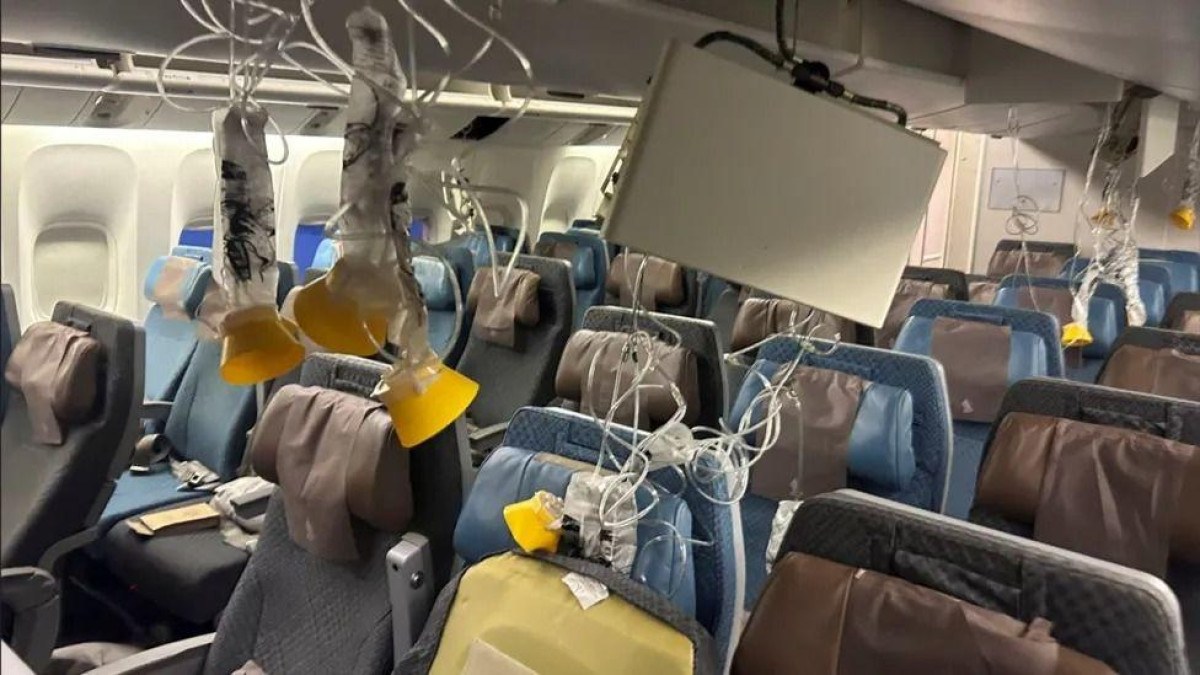 Passageiros detalham 'terror' em voo com turbulência que deixou um morto