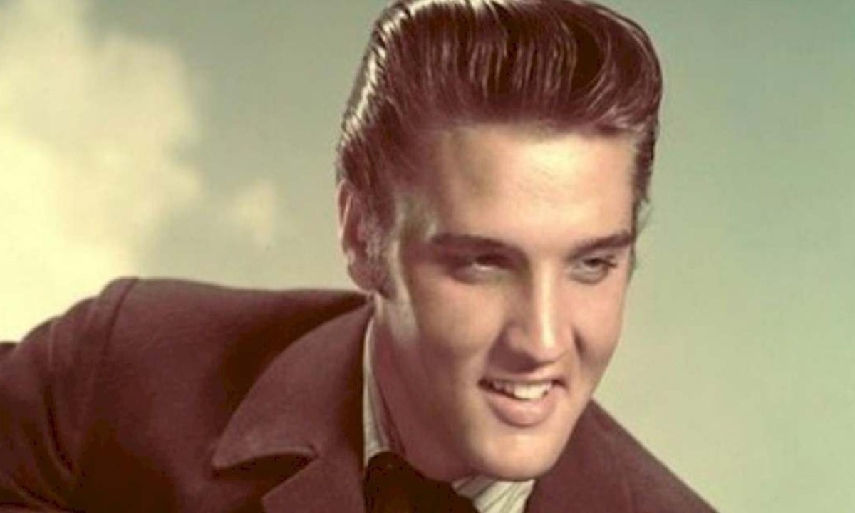 Elvis Presley: suspensos os planos de venda de Graceland -  (crédito: Instagram / @elvispresley)