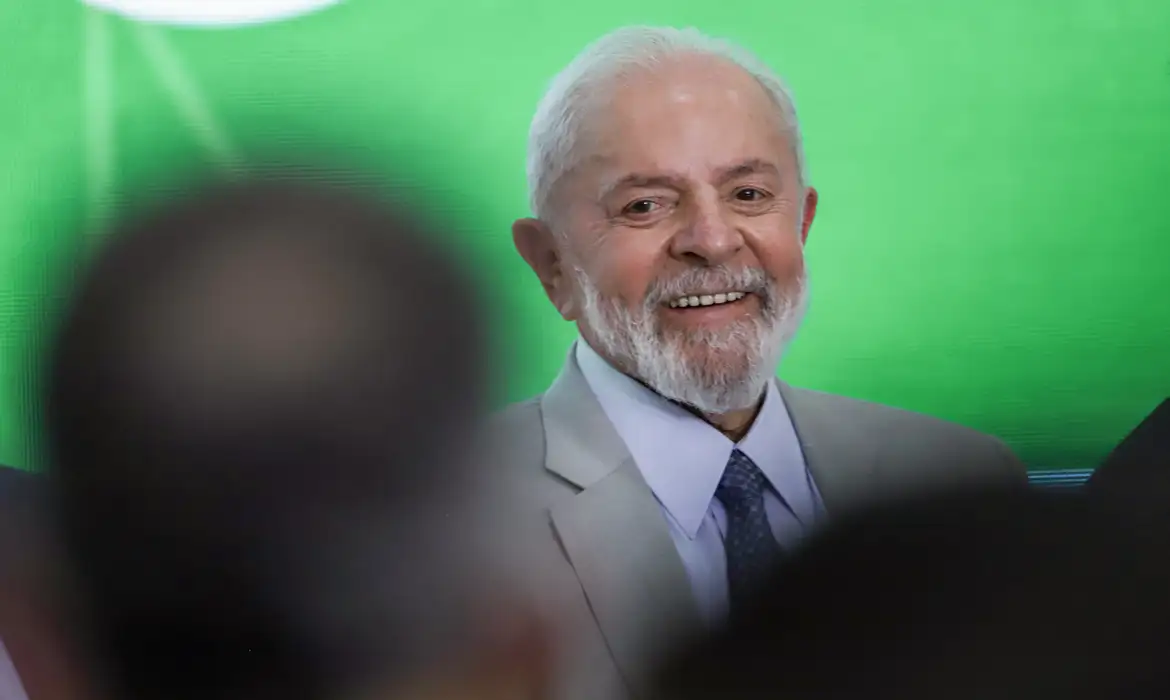 Lula avalia vetar taxação federal de compras internacionais até US$ 50 -  (crédito: EBC)