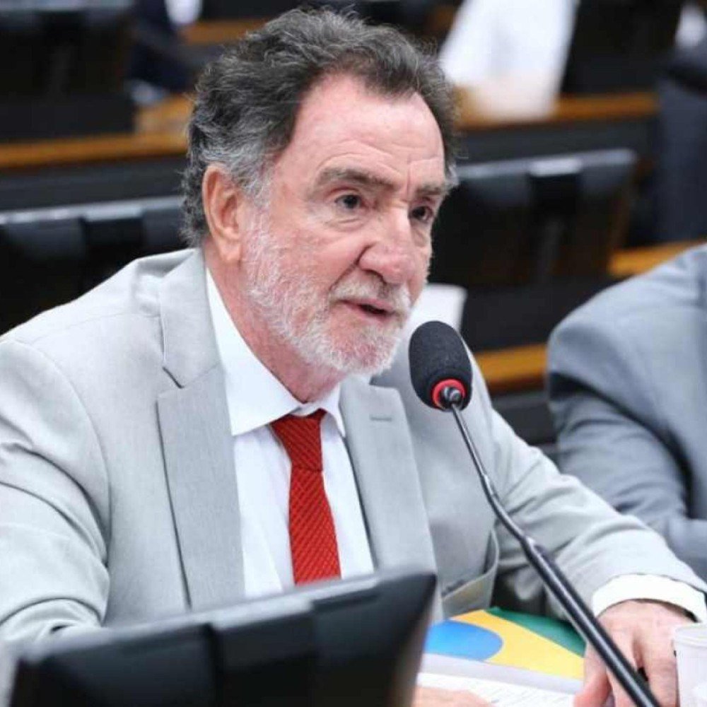 Patrus Ananias vira alternativa do PT para disputa do Governo de Minas