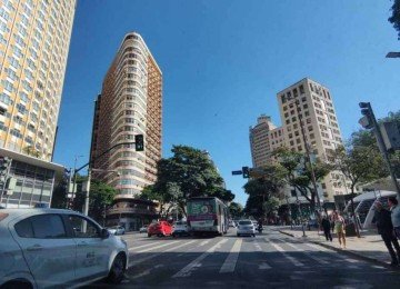 Céu aberto nesta sexta-feira (24) em BH -  (crédito: Jair Amaral/EM/D.A.Press)