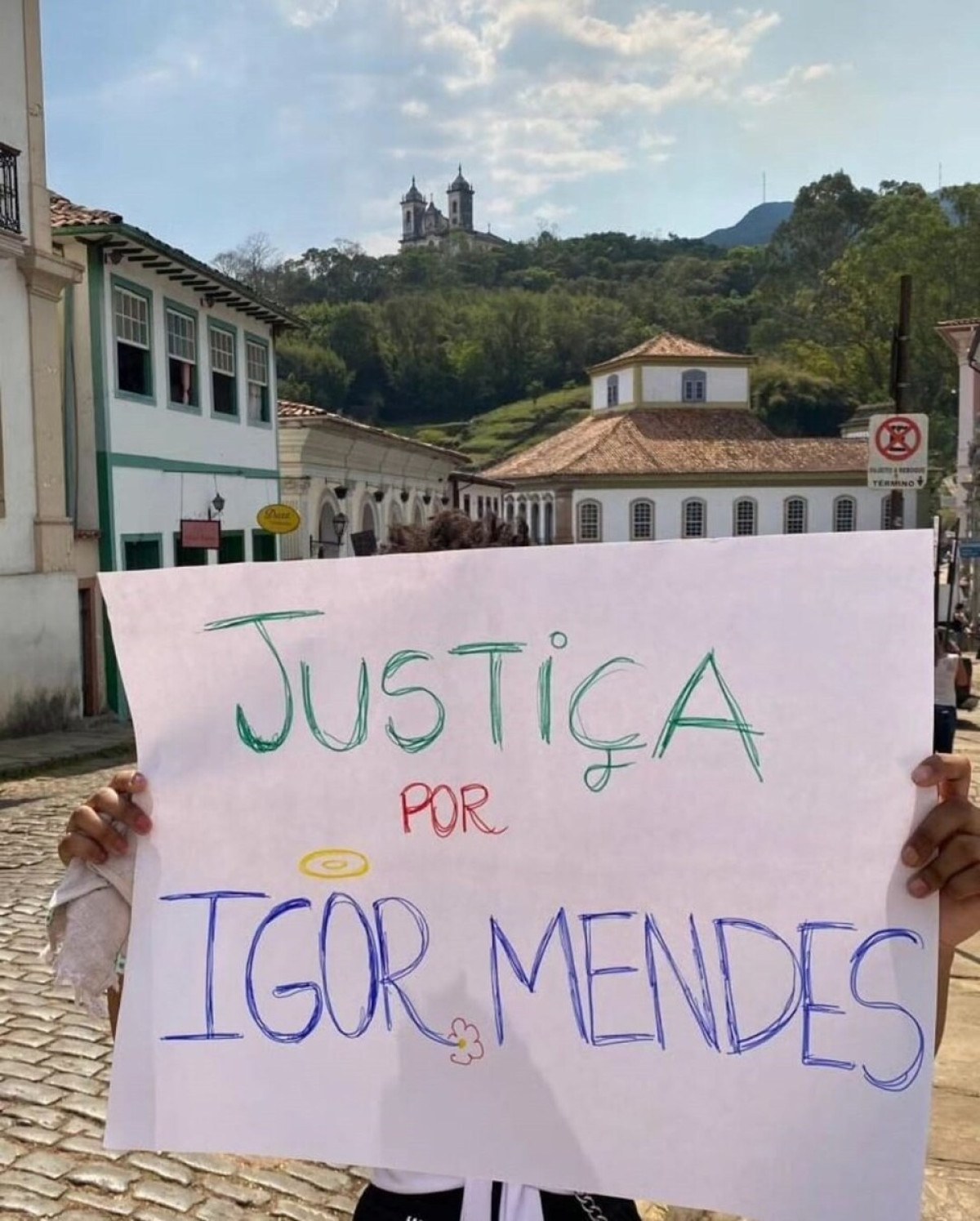 O caso de Igor repercutiu e comoveu moradores de Ouro Preto. A irmã do jovem destaca como o apoio da sociedade foi fundamental na luta pela justiça