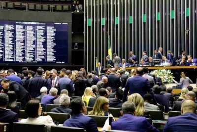 Plenário da Câmara: destinação de emendas parlamentares são alvo de tribunais de contas -  (crédito: LUÍS MACEDO/CÂMARA DOS DEPUTADOS)