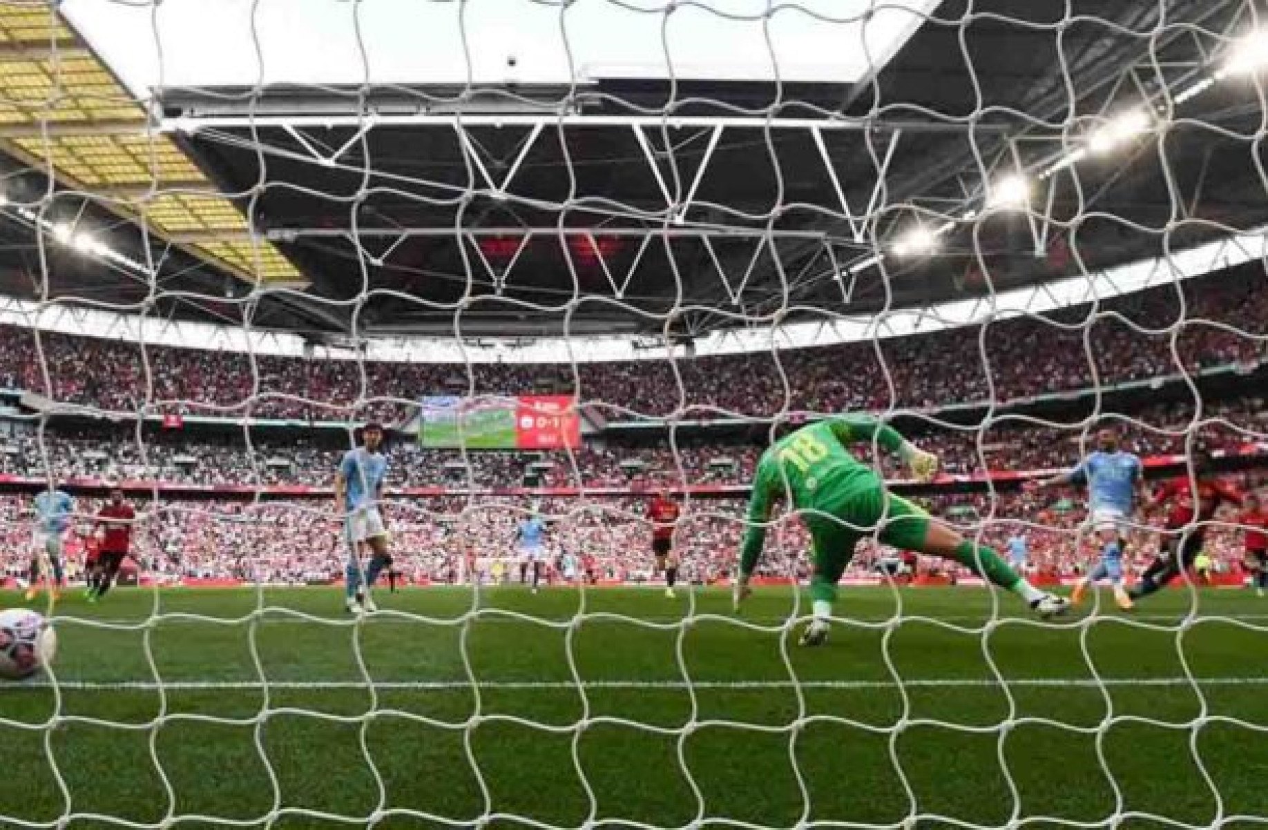 Manchester United bate City e é campeão da Copa Inglaterra