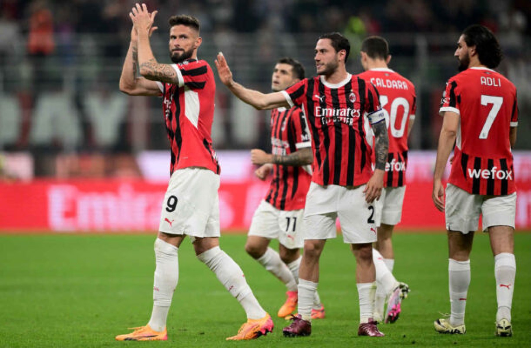 Em jogo de despedidas, Milan empata com Salernitana