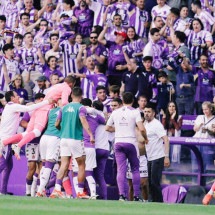Ex-gestor do Cruzeiro, Ronaldo conquista acesso com Valladolid na Espanha - No Ataque Internacional