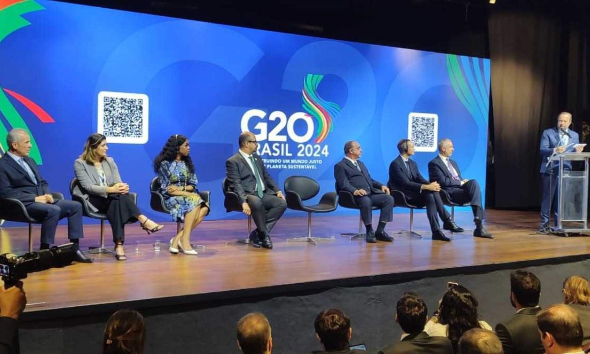 Ministro de Minas e Energia, Alexandre Silveira, abriu a 3ª Reunião do Grupo de Trabalho de Transições Energéticas do G20, que acontece em Belo Horizonte entre esta segunda (27/5) e quarta-feira (29/5) -  (crédito: Jair Amaral/EM/D.A Press)
