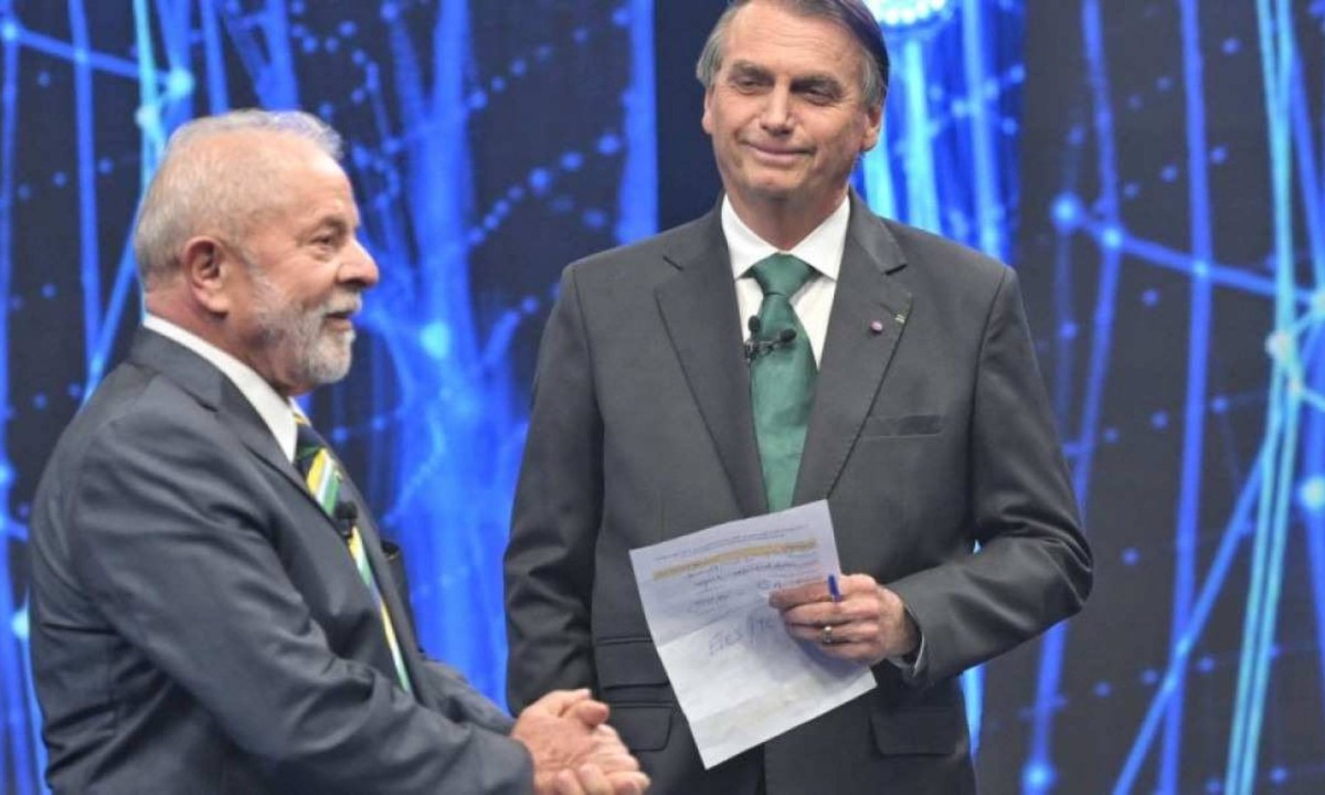 Presidente Luiz Inácio Lula da Silva e ex-presidente Jair Bolsonaro -  (crédito: AFP/REPRODUÇÃO)